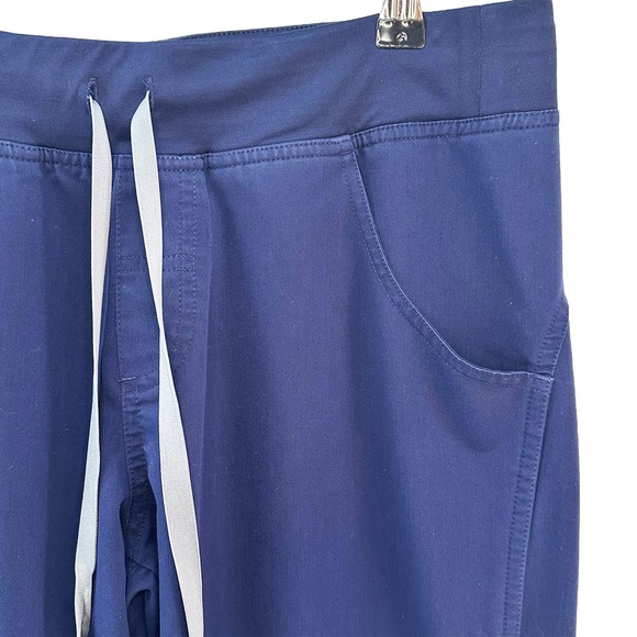 FIGS Straight Leg Scrub Pants • Small • Navy blue - Picture 2 of 9